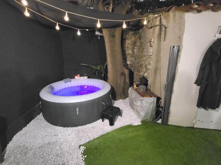 Apartment Studio-valentine Climatisee Avec Piscine Chauffee Marseille