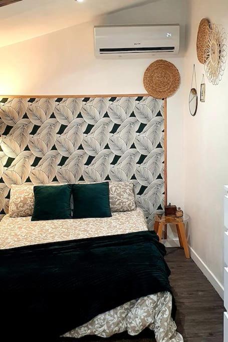 Studio-valentine Climatisee Avec Piscine Chauffee *